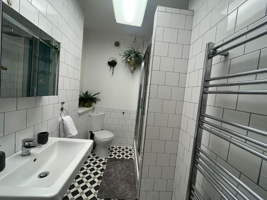 Modern Studio In Barbican Ec1 - Blue - F4 Londra Dış mekan fotoğraf